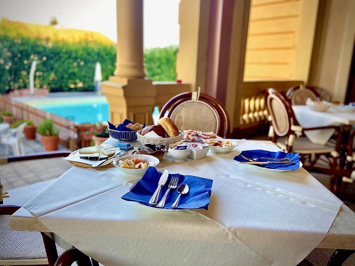 Villa Moorings Barga Hotel