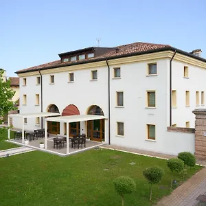 albergo-antica-corte-marchesini.hotelinveneto.com/